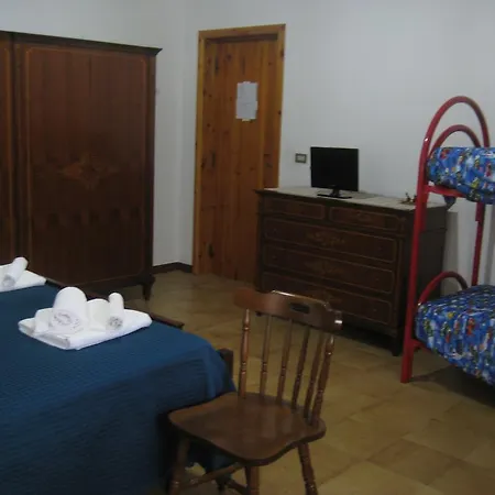 Persichella Bed & Breakfast Sant'Andrea (Apulia)