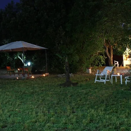 Persichella Bed & Breakfast Sant'Andrea (Apulia)